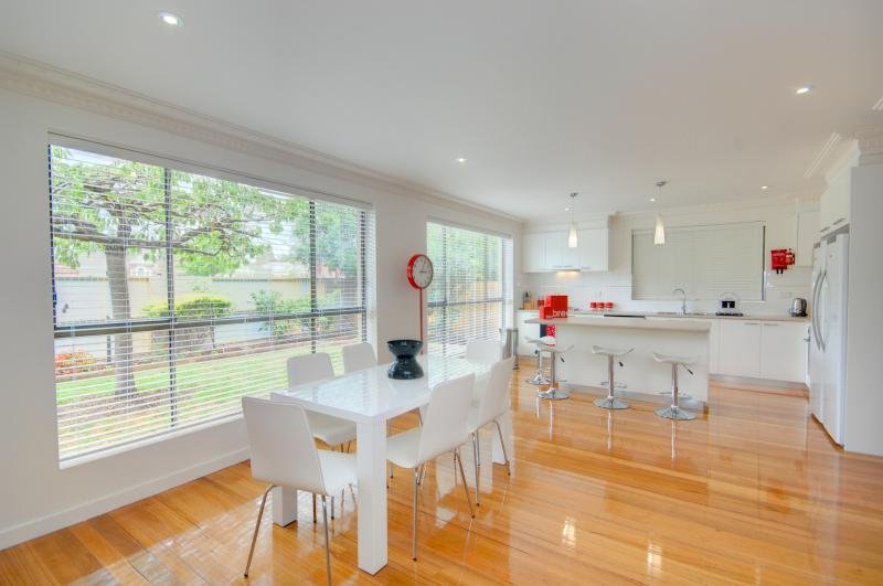 Gallery: 1/167 Victoria Street