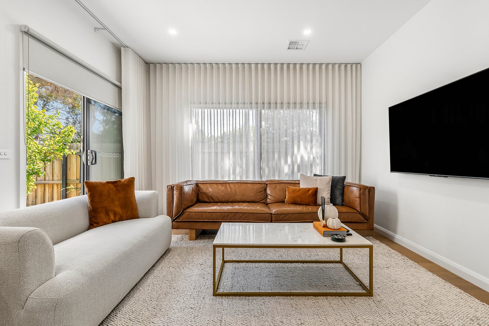 Gallery: 1/168 Frankston-Dandenong Road