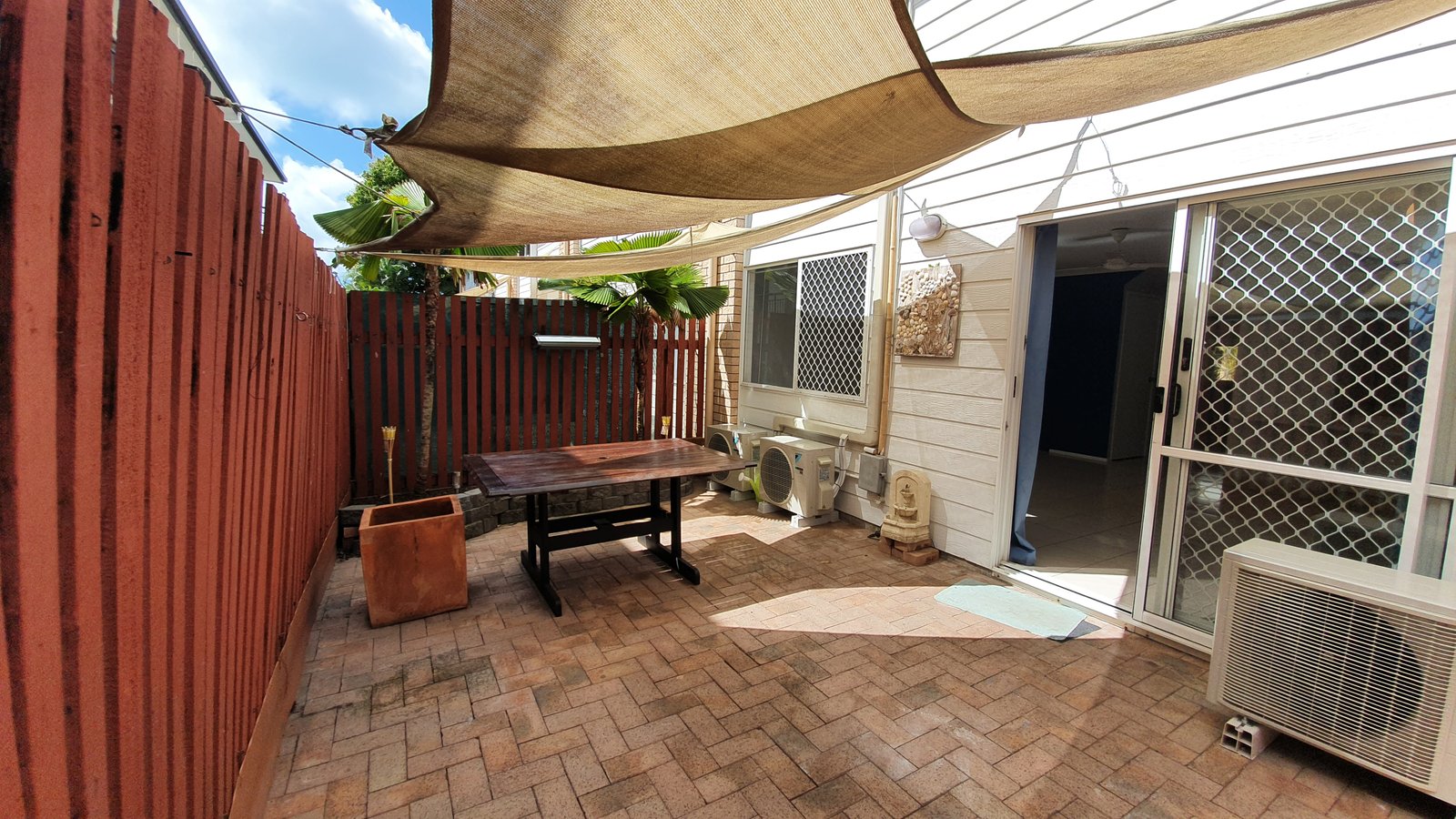 1/169 Shute Harbour Road CANNONVALE 9