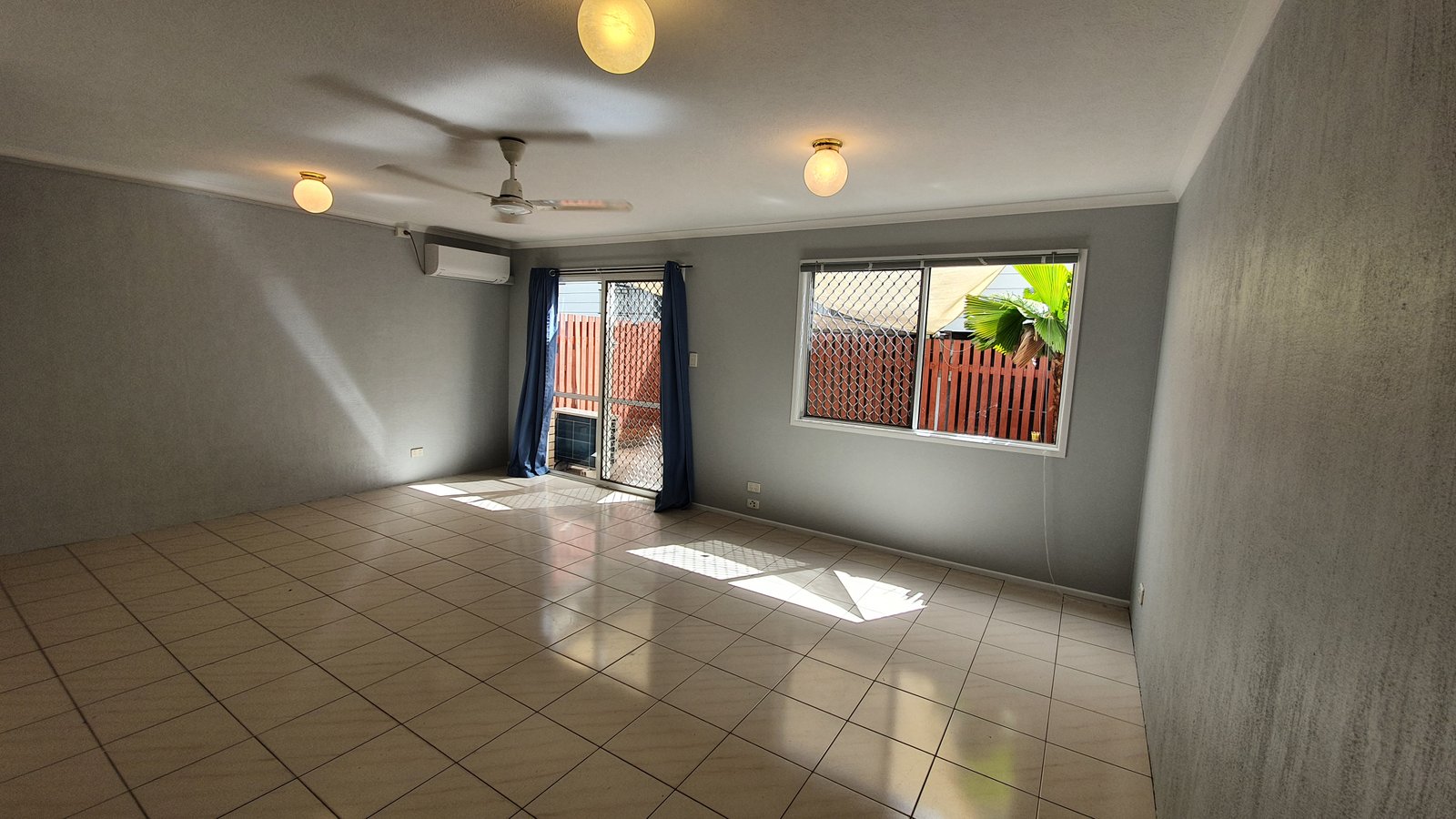 1/169 Shute Harbour Road CANNONVALE 18