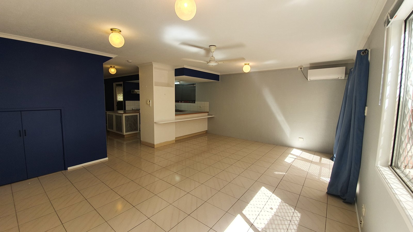 1/169 Shute Harbour Road CANNONVALE 19