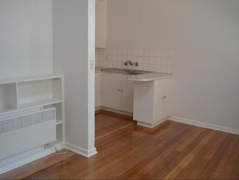 Gallery: 11/696 Waverley Road