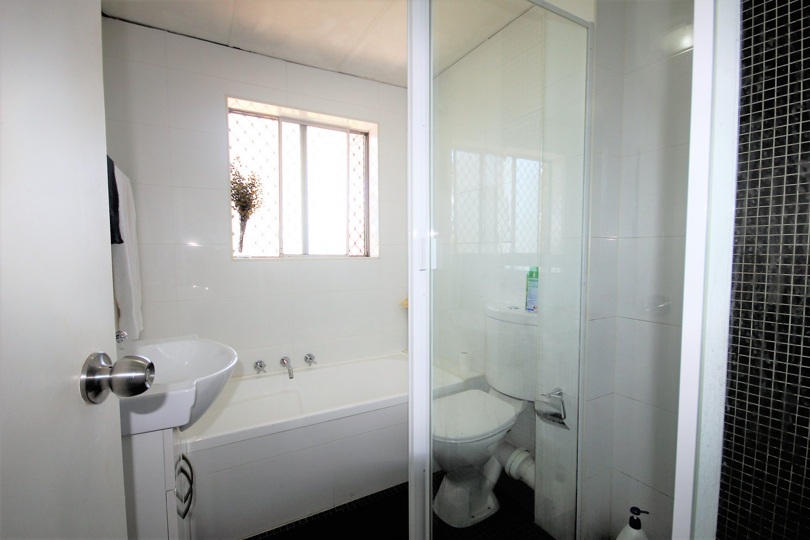 1/16A French Street KOGARAH 4