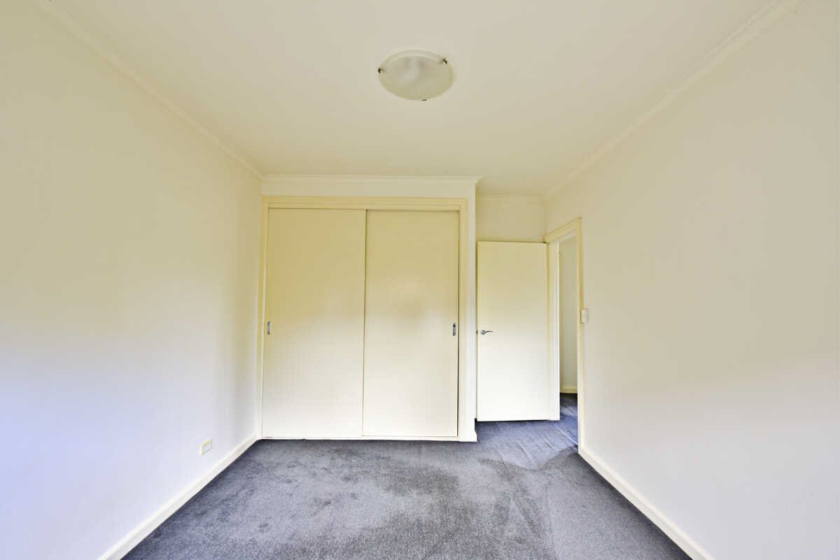 Gallery: 1/16A Latham Street