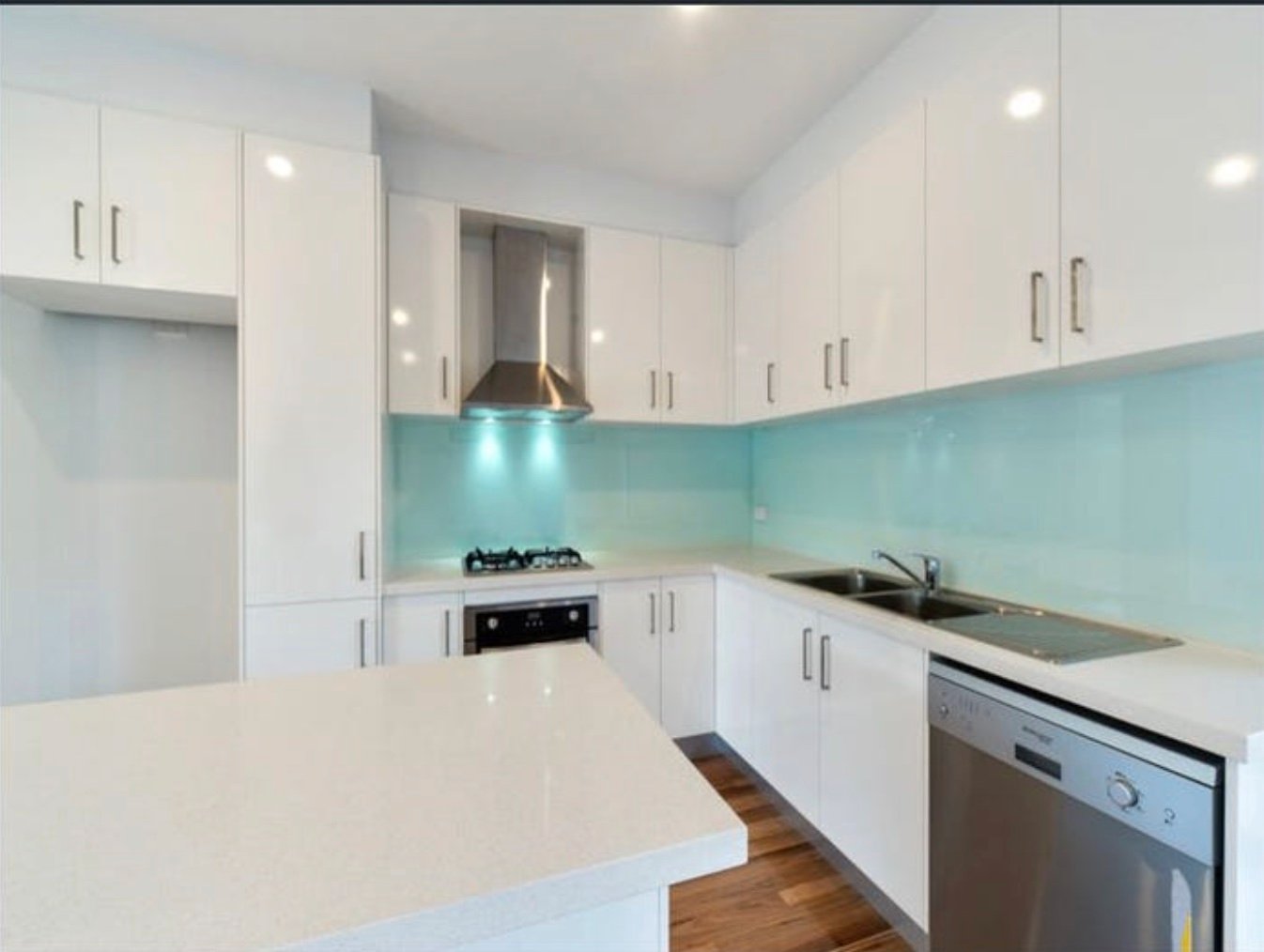 Gallery: 1/16B Reid Street