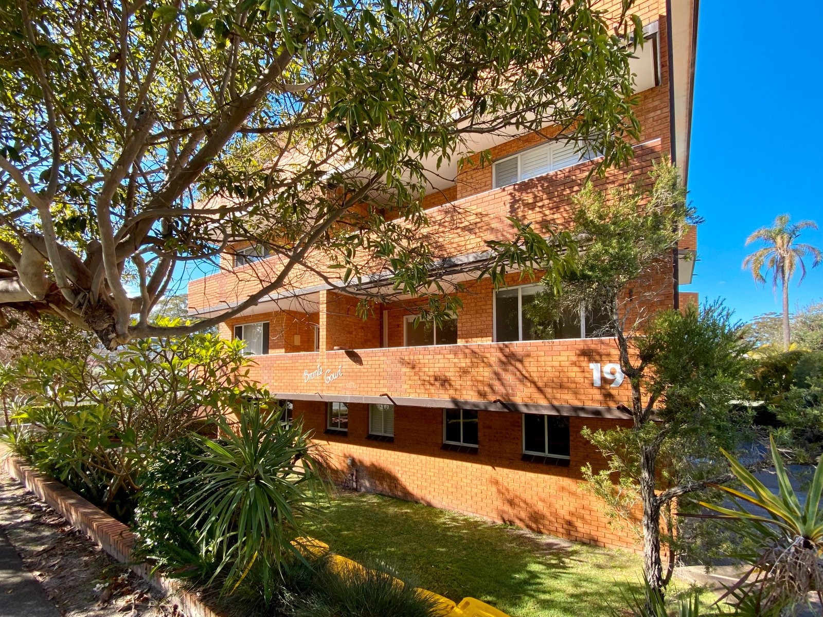 1/17-19 Magnus Street NELSON BAY 5