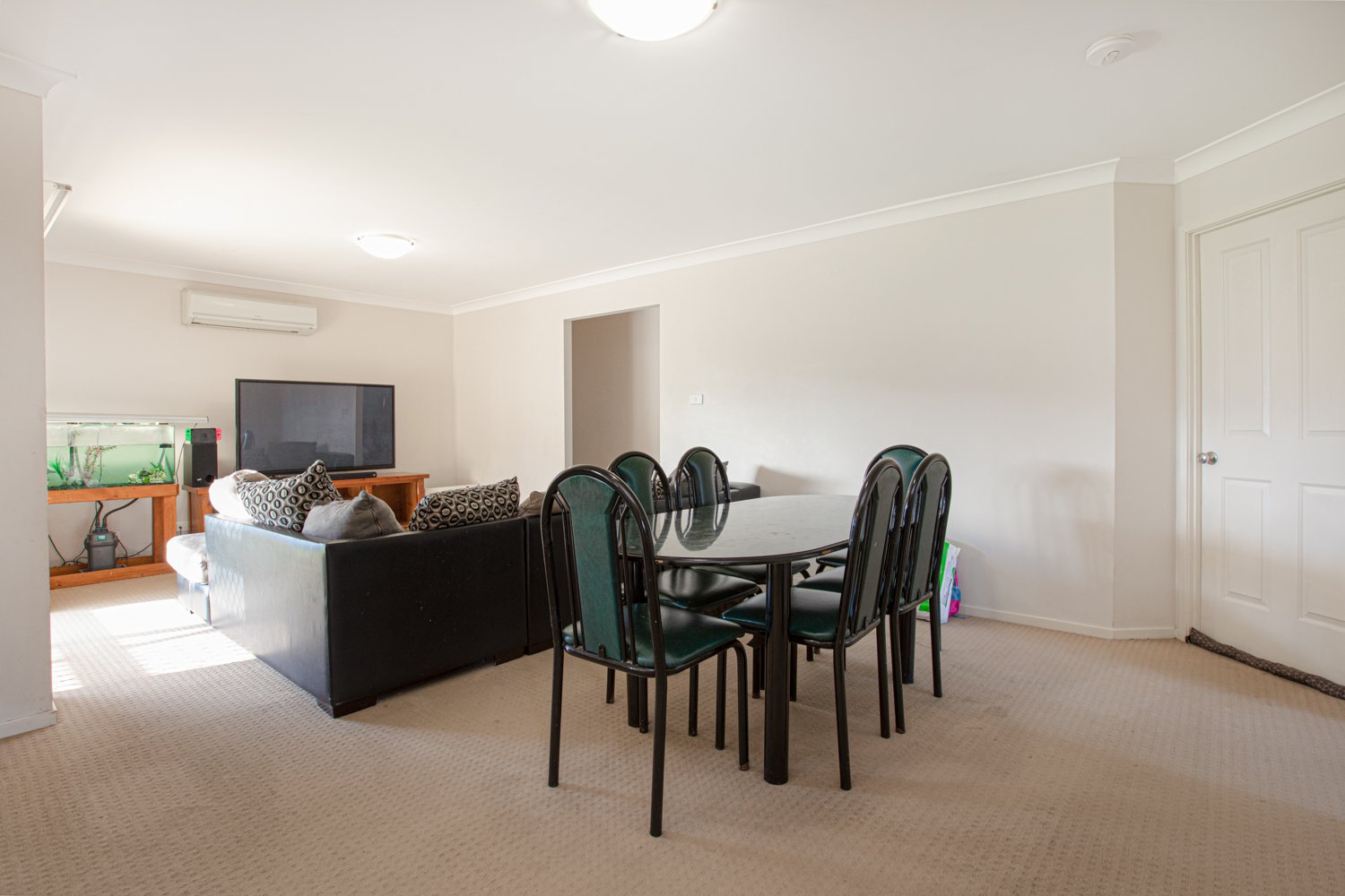 117 Aberglasslyn Road RUTHERFORD 11
