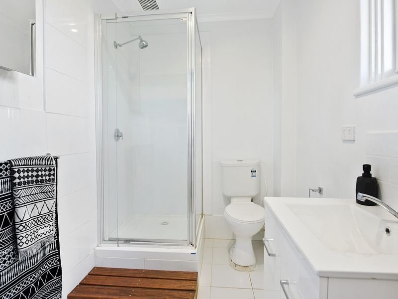 Gallery: 11/7 Anderson Court