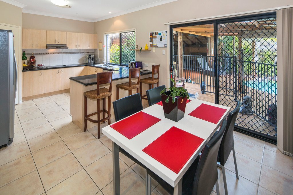 117 Crestwood Drive MOLENDINAR 8