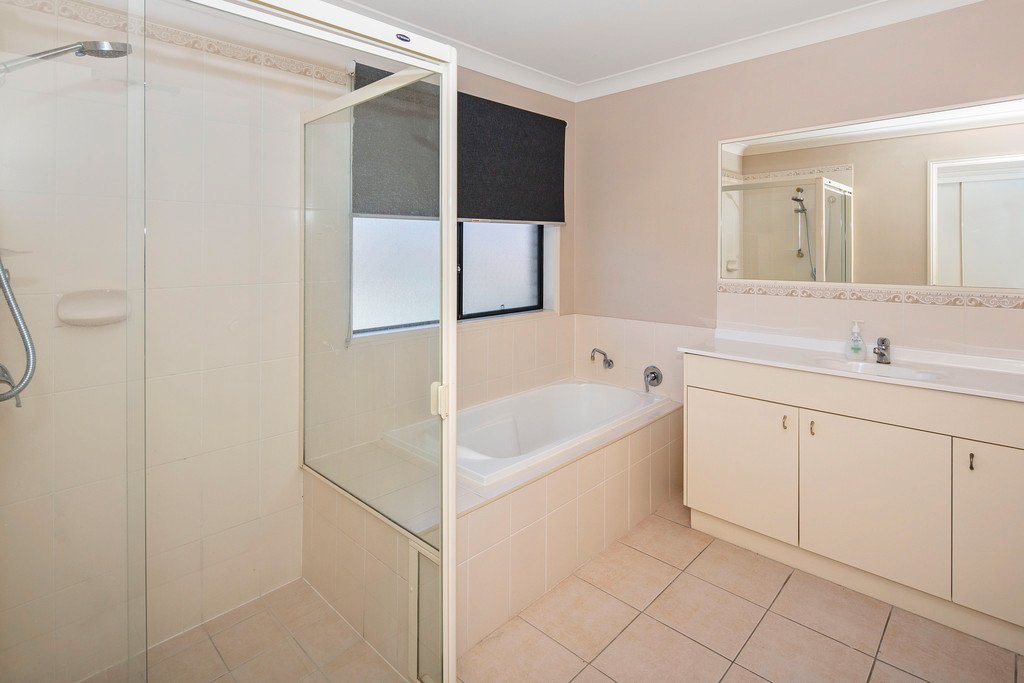 117 Crestwood Drive MOLENDINAR 12