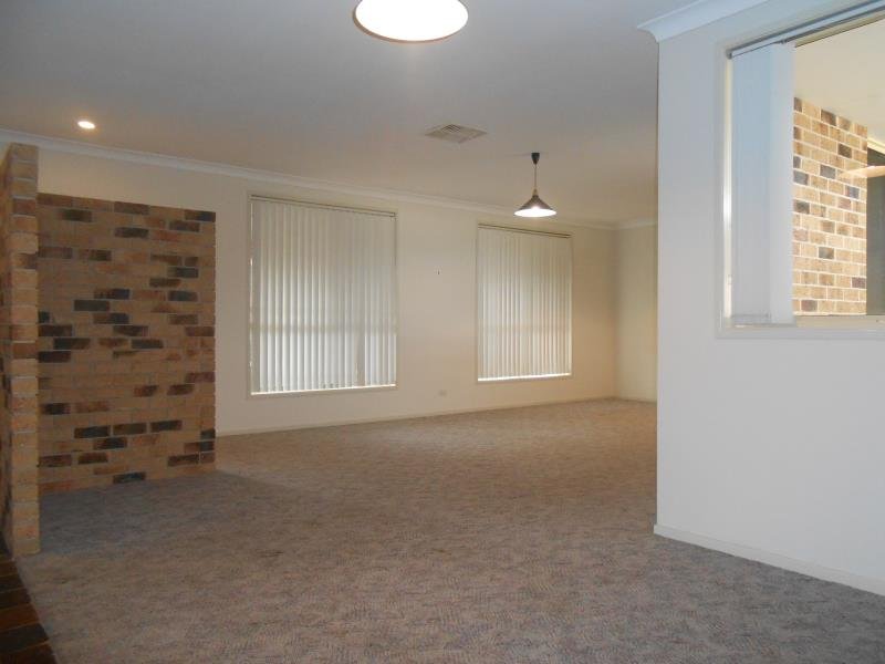117 Edward Street TAMWORTH 4