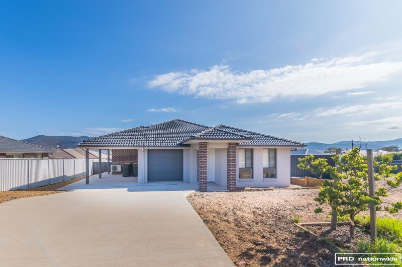 1/17 Galah Drive TAMWORTH 1