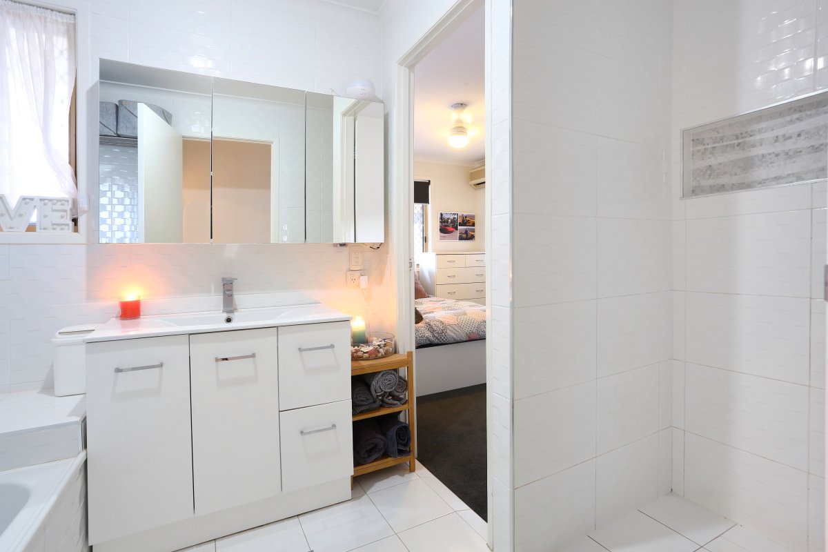 1/17 Galloway Drive ASHMORE 9