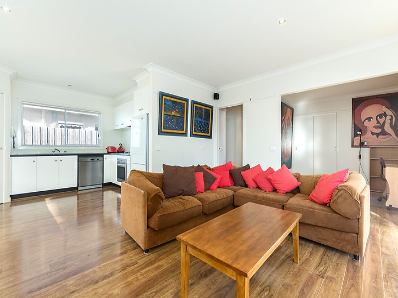 Gallery: 1/17 Godfrey Street