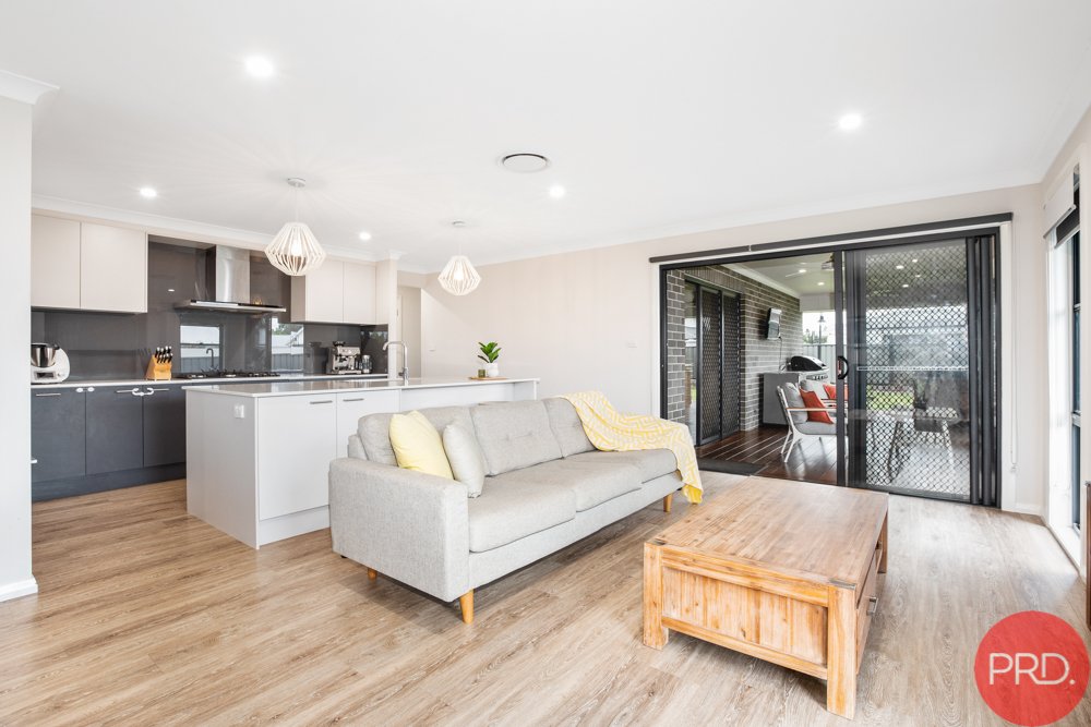 117 Grand Parade RUTHERFORD 5
