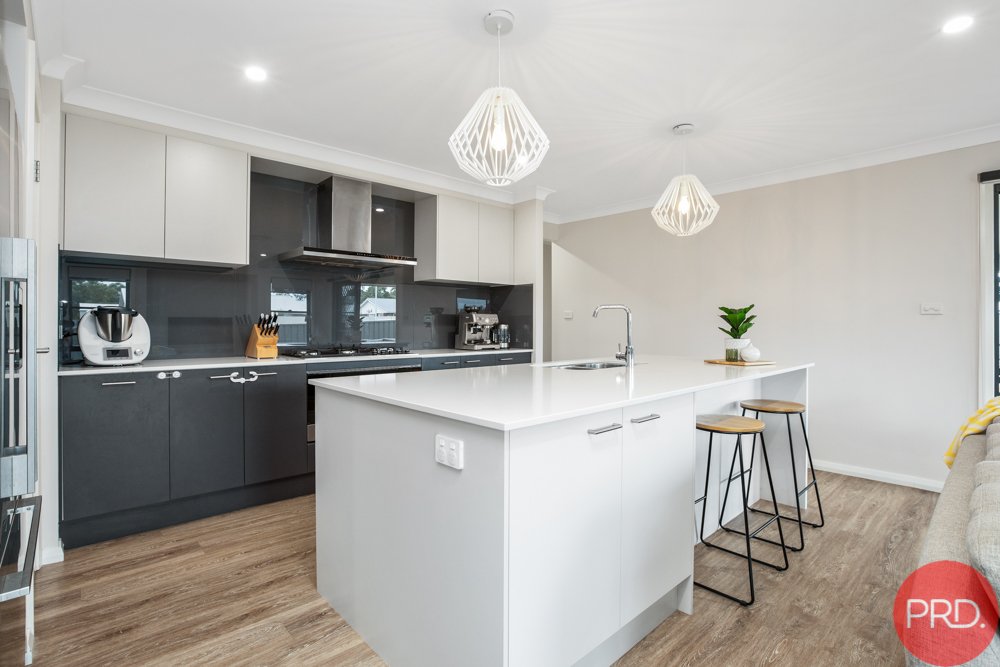 117 Grand Parade RUTHERFORD 7