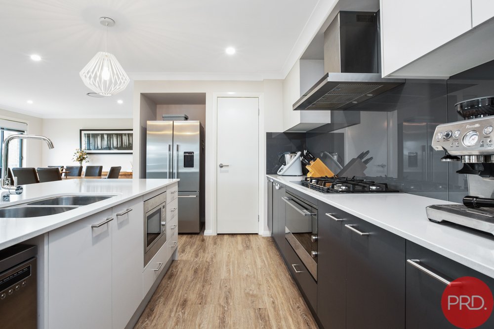 117 Grand Parade RUTHERFORD 9