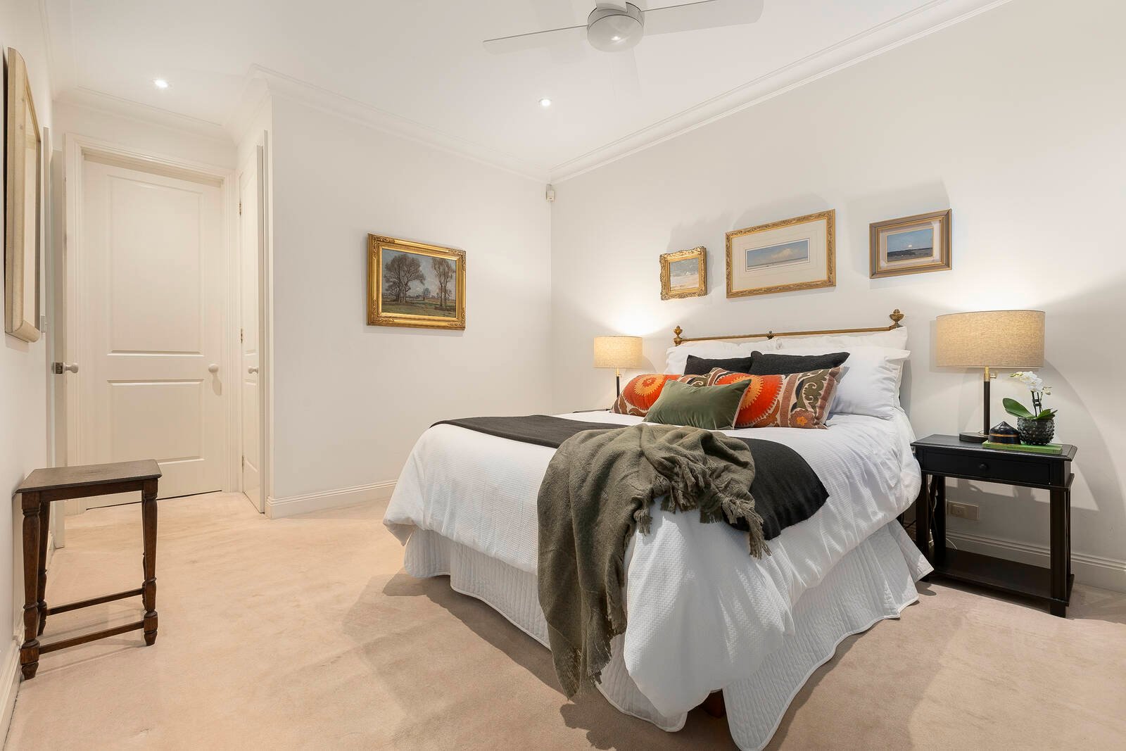 Real Estate and Property in 1/17 Hedgeley Avenue, Malvern East, VIC