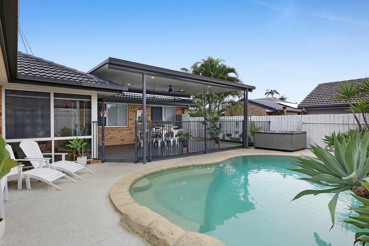 117 Honeyeater Drive Burleigh Waters 10