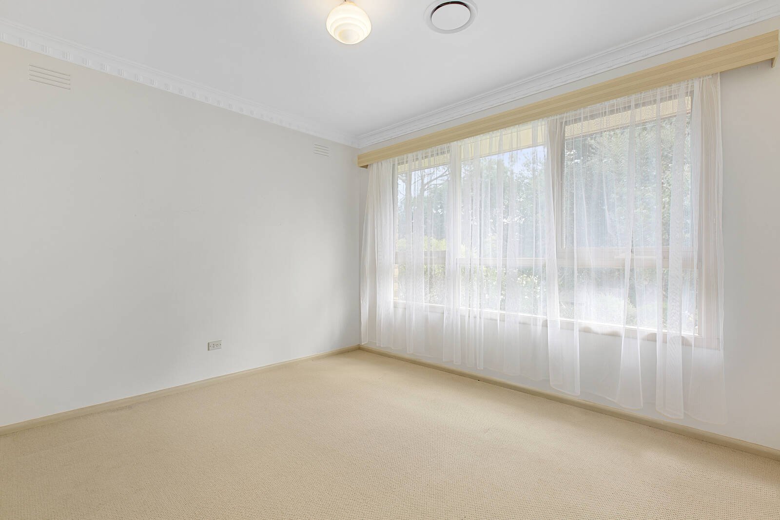 Real Estate and Property in 117 Hotham Road, Sorrento, VIC