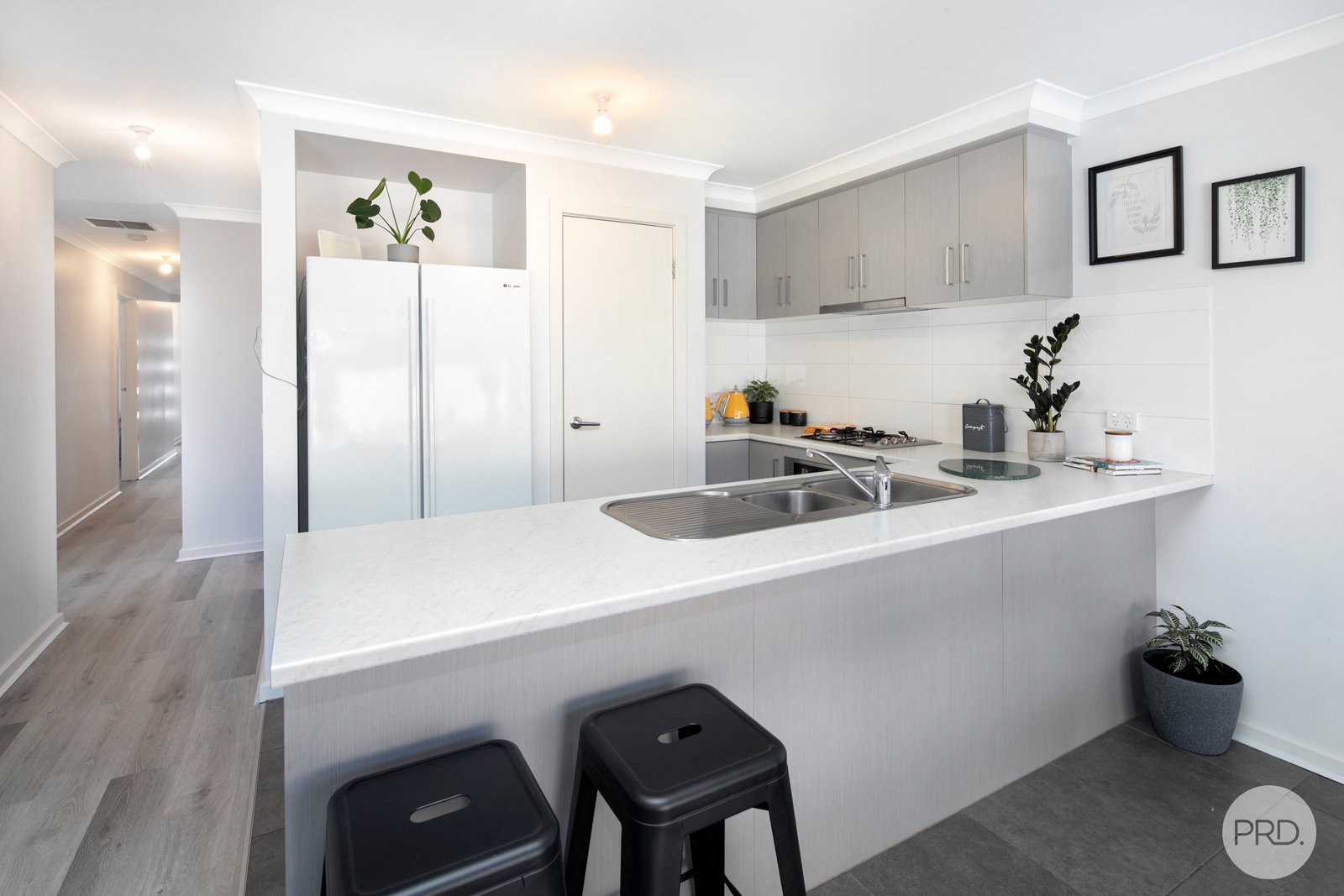 117 Kossuth Street SEBASTOPOL 9