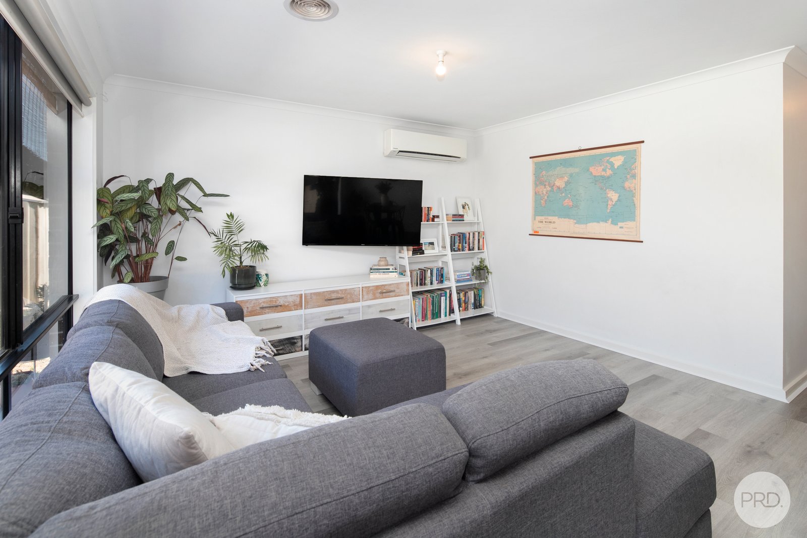 117 Kossuth Street SEBASTOPOL 13