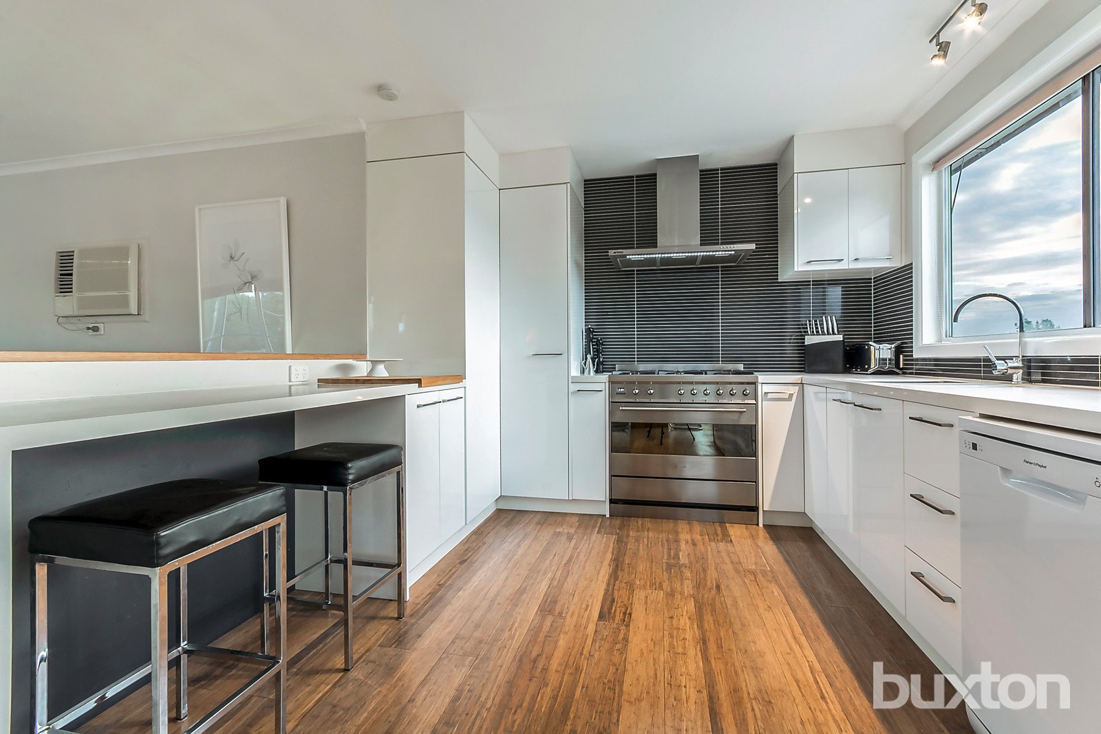 Gallery: 117 Laura Avenue