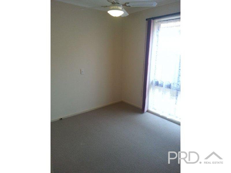 1/17 Steven Street MILDURA 5