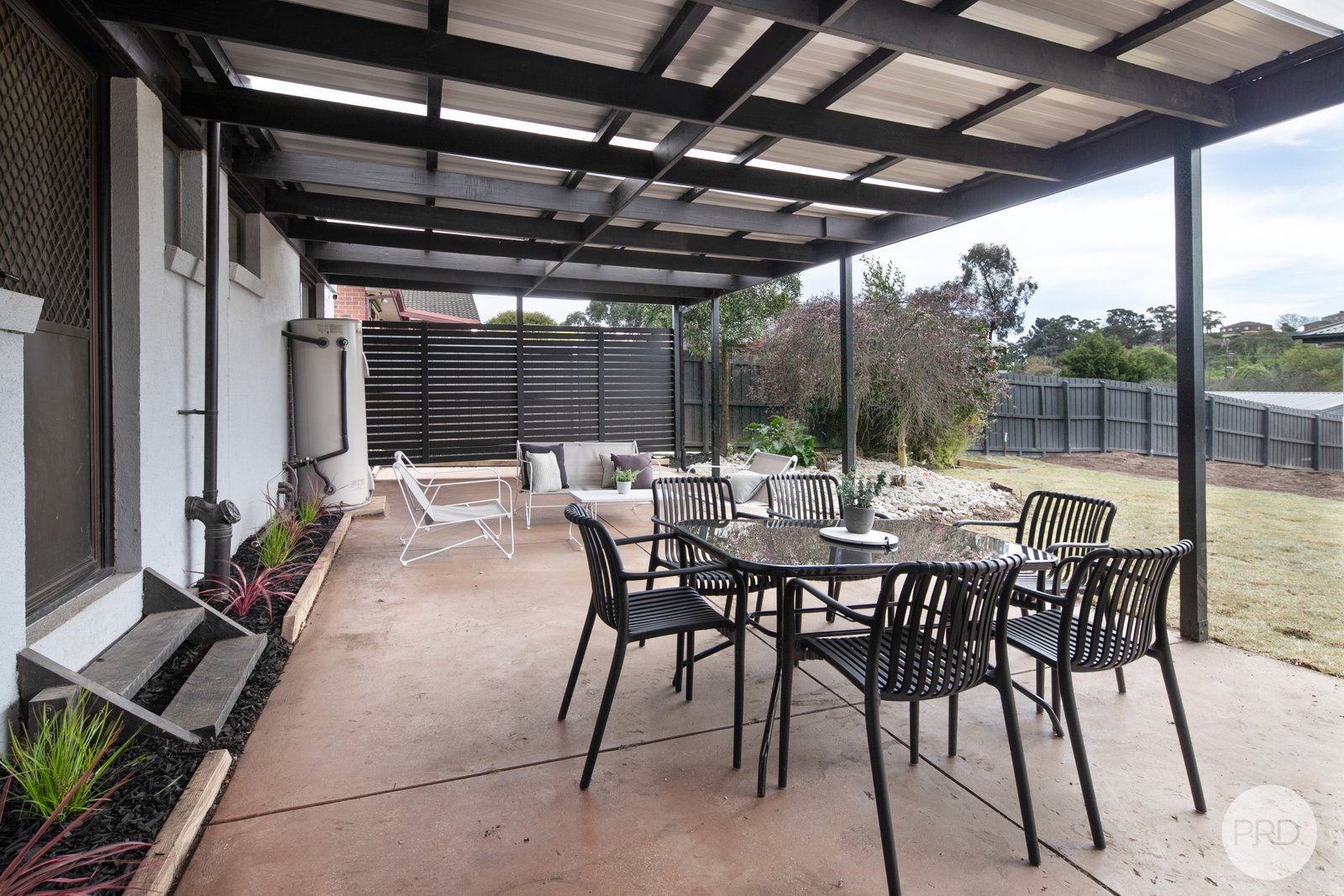 117 Strickland Parade BROWN HILL 12
