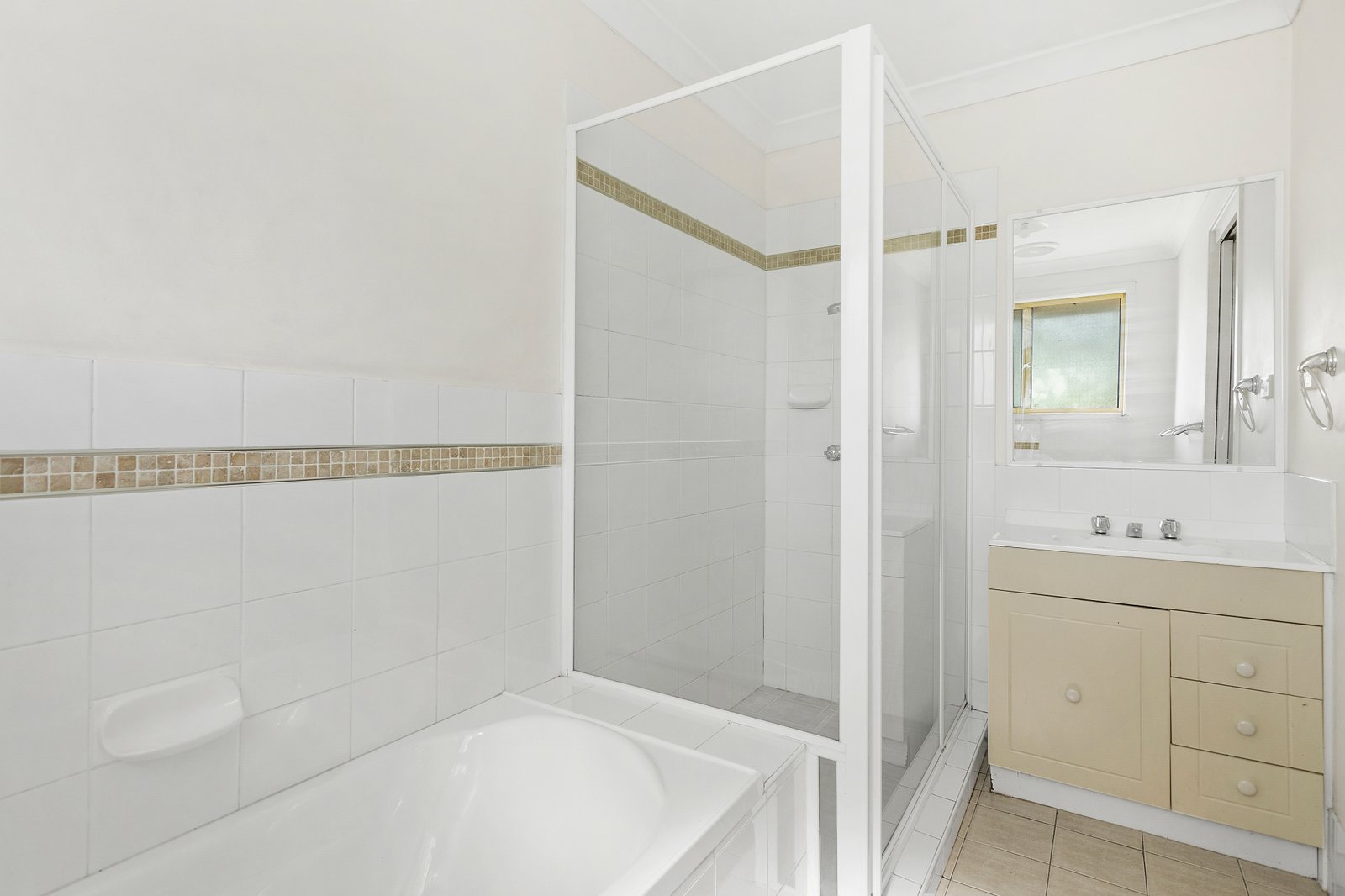 1/17 Taronga Avenue MANGERTON 5