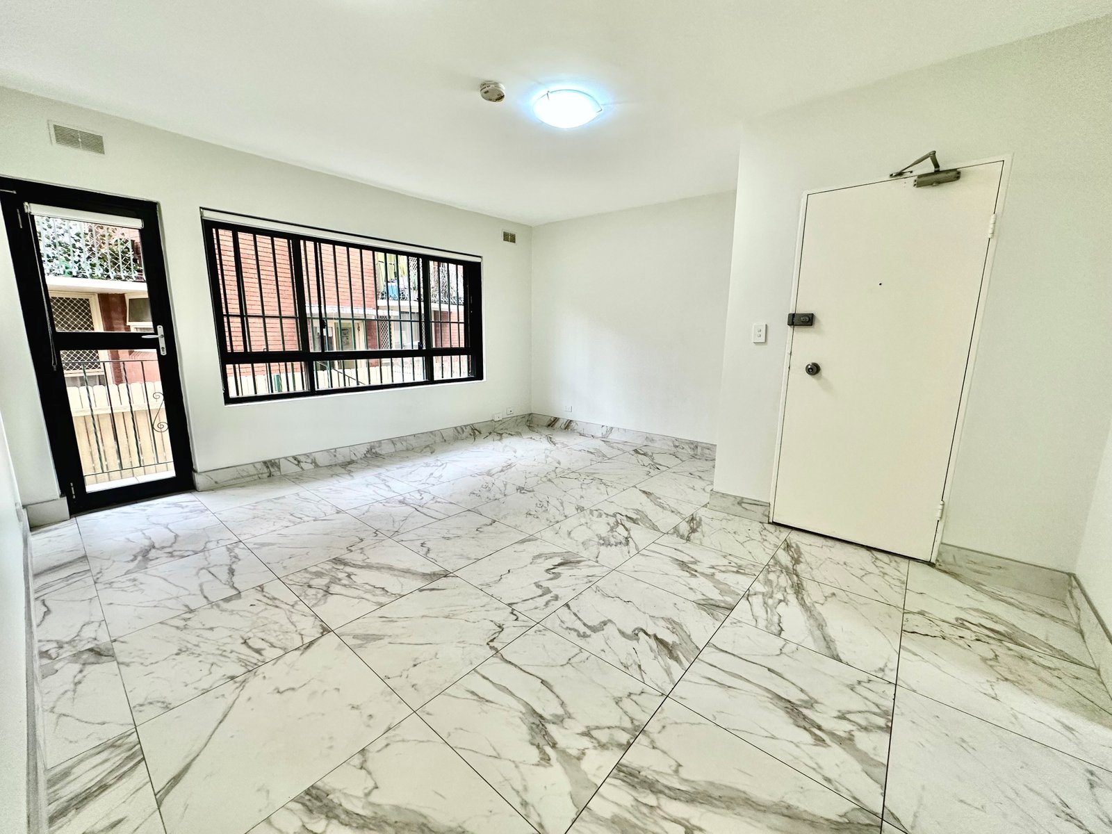 1/17 Templeman Crescent HILLSDALE 1