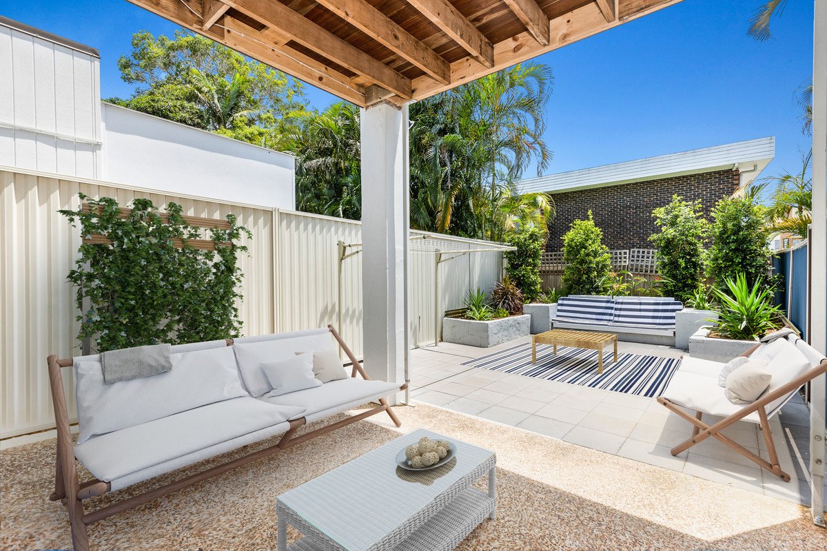 1/17 Twenty Seventh Avenue Palm Beach 8