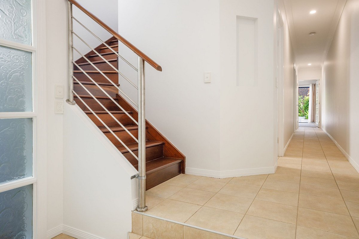 1/17 Twenty Seventh Avenue Palm Beach 16