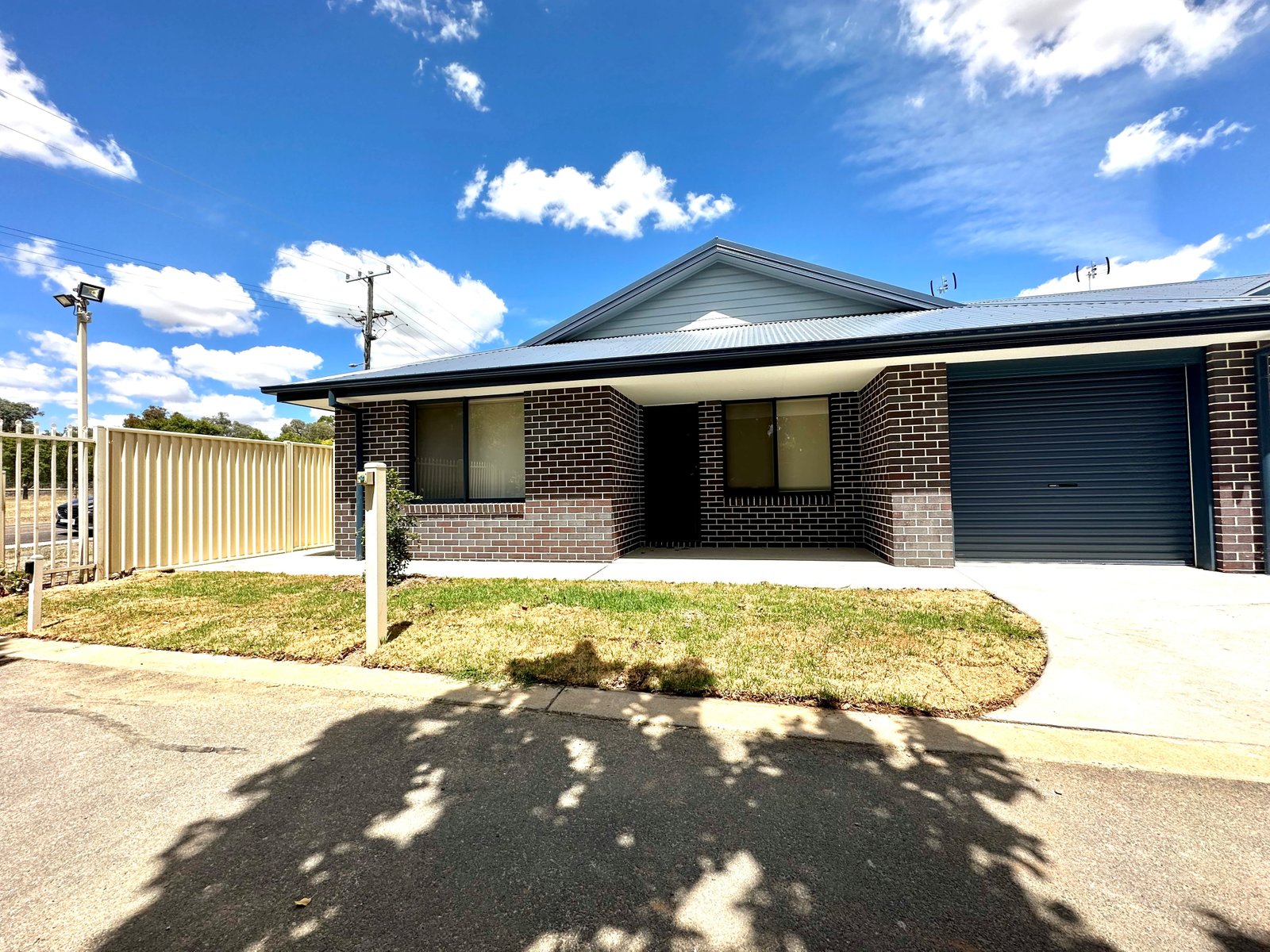 1/17 Warral Road TAMWORTH 1