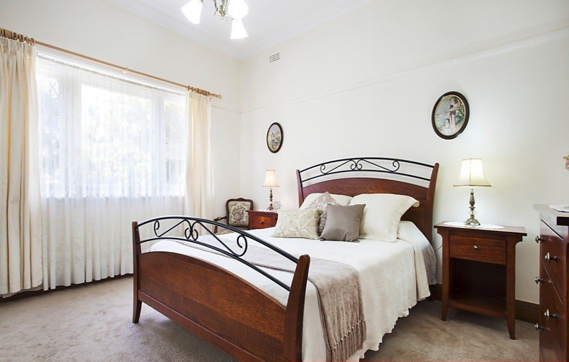 Real Estate and Property in 117 Wheatley Road, Mckinnon, VIC