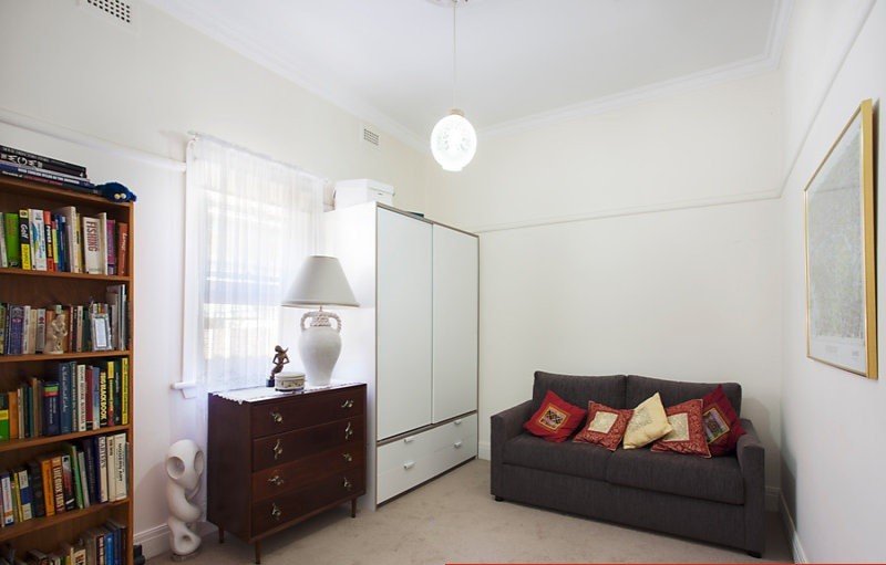 Real Estate and Property in 117 Wheatley Road, Mckinnon, VIC