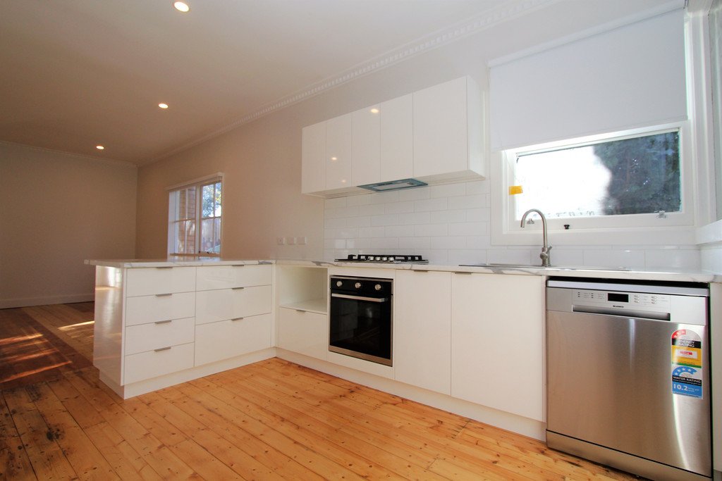 117 Yarrowee Street SEBASTOPOL 3