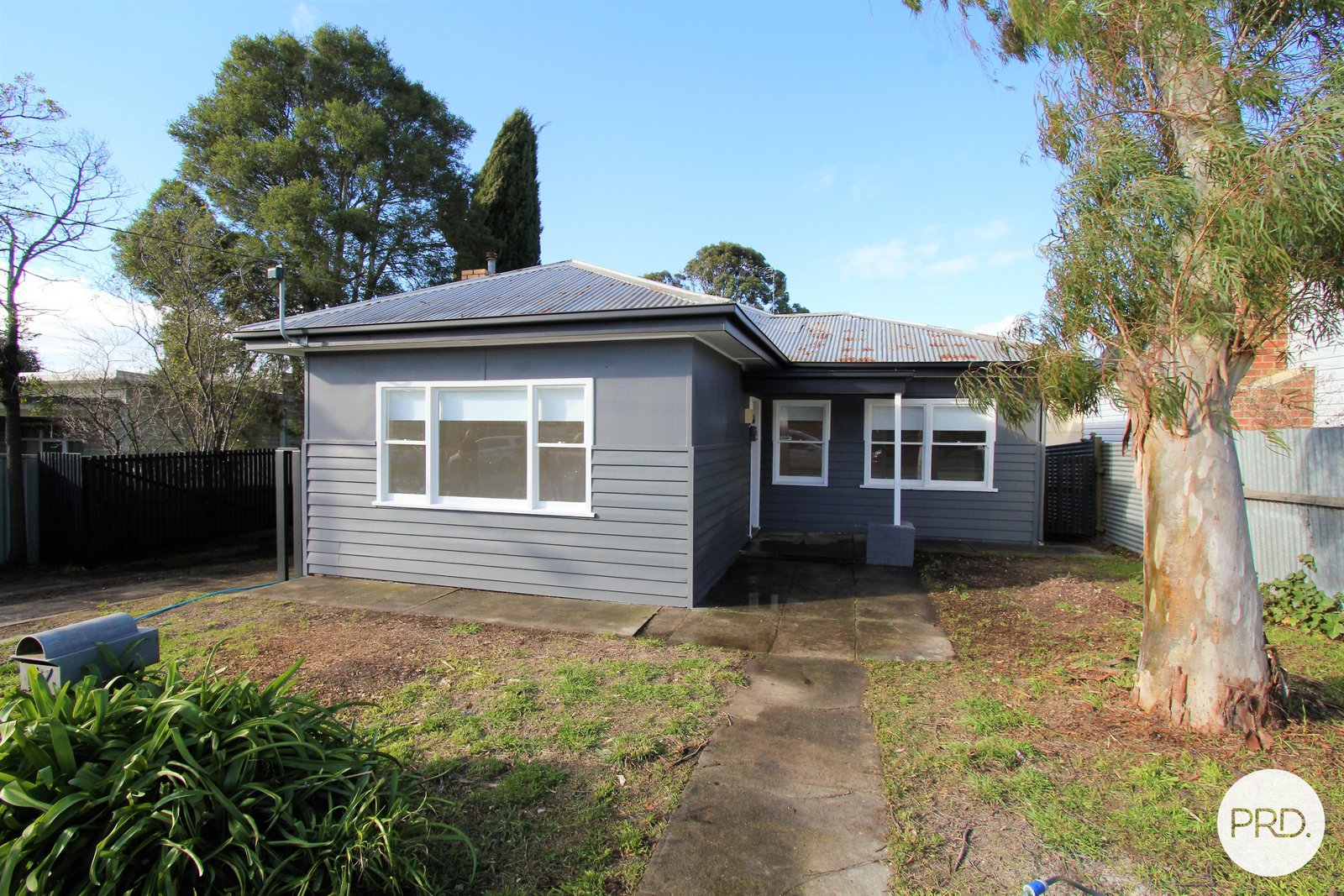 117 Yarrowee Street SEBASTOPOL 1