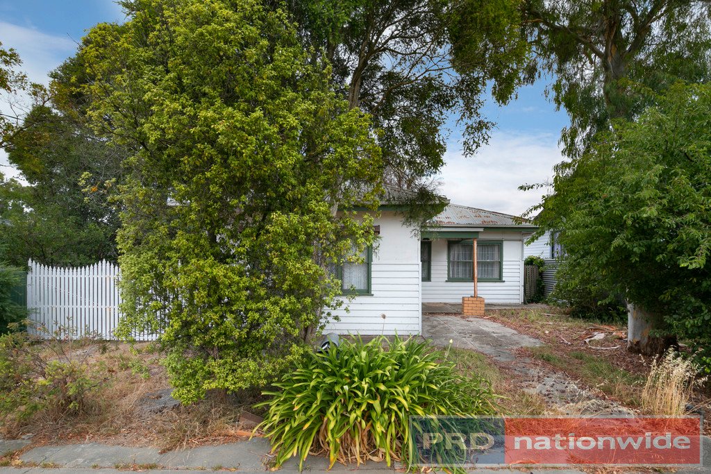 117 Yarrowee Street SEBASTOPOL 1