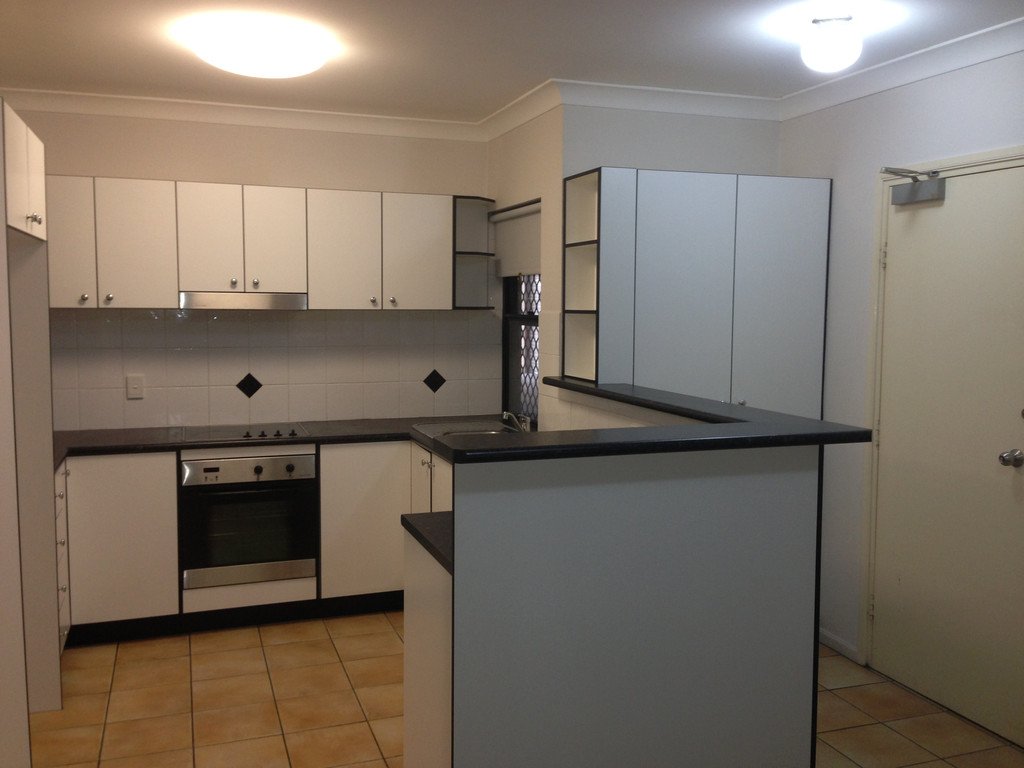 1/17 York Street NUNDAH 4