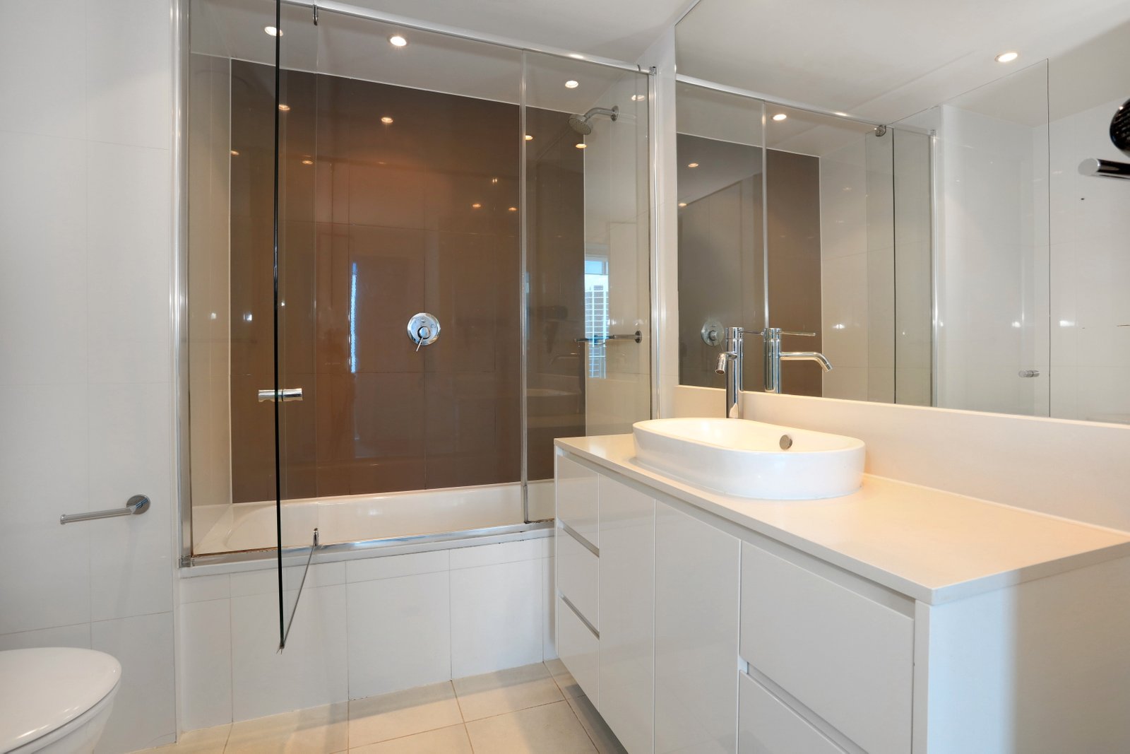 11706/3113 Surfers Paradise Boulevard SURFERS PARADISE 7