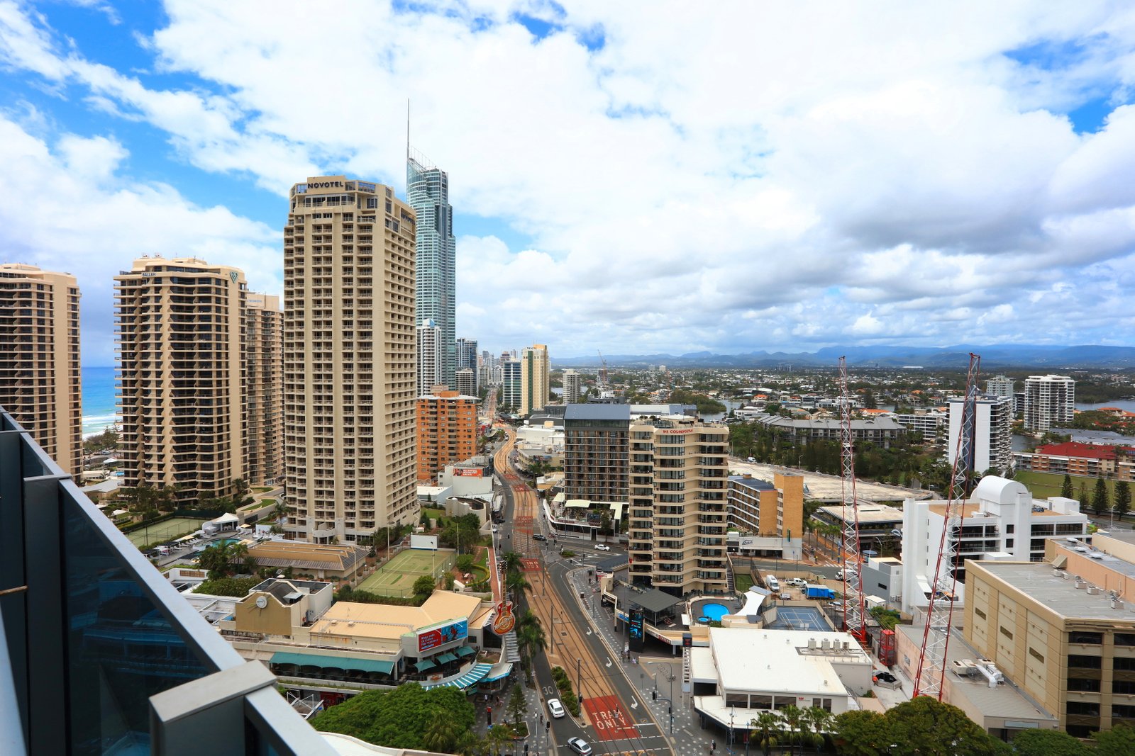 11706/3113 Surfers Paradise Boulevard SURFERS PARADISE 12