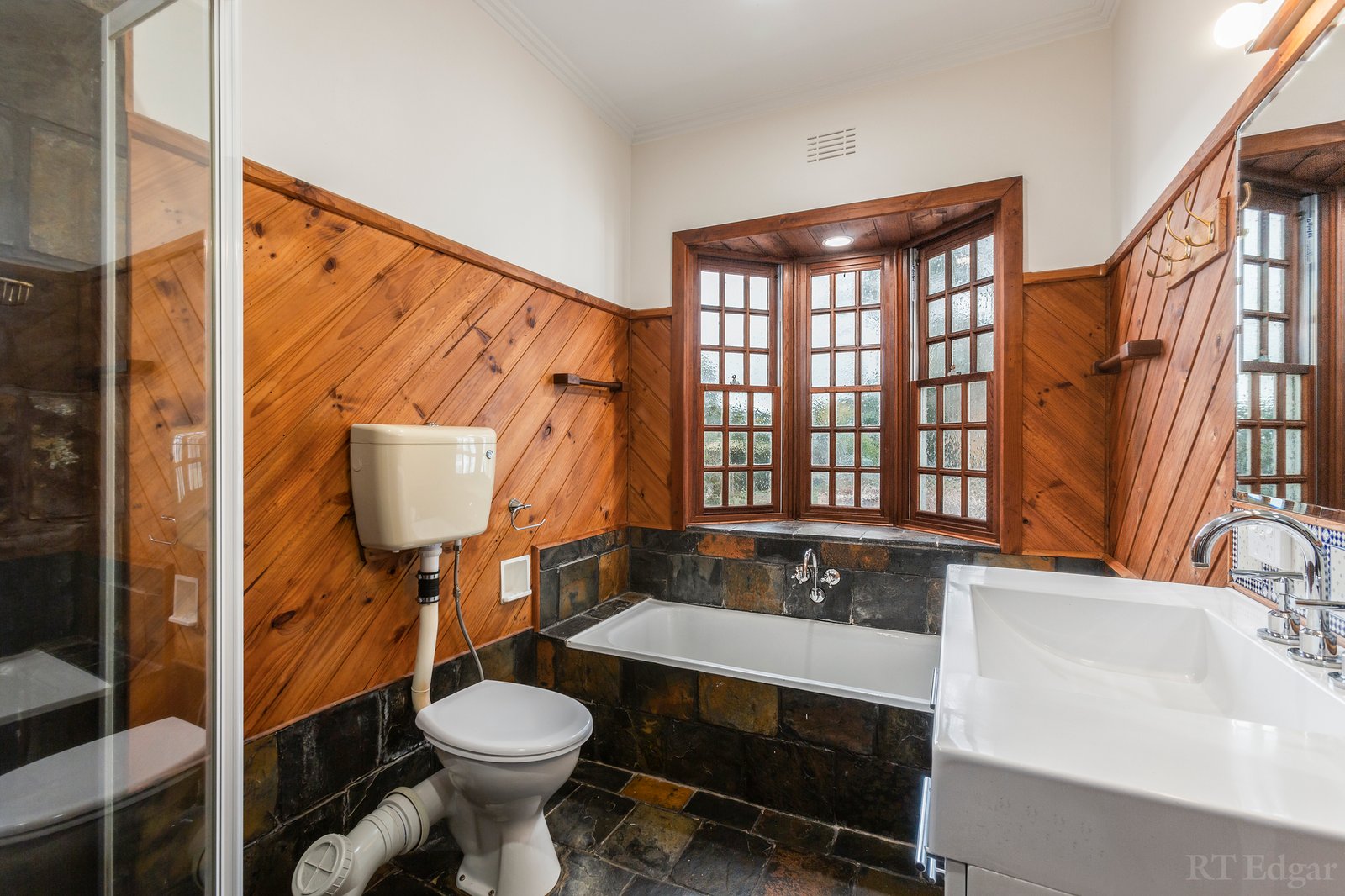 Real Estate and Property in 1171-1175 Bellarine Highway, Wallington, VIC