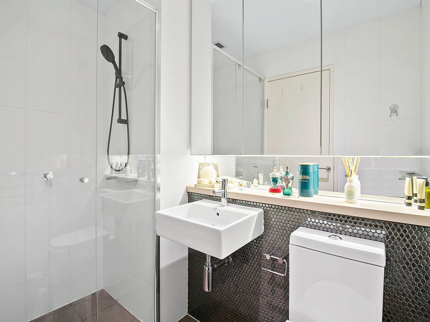 117/1-3 Jenner Street LITTLE BAY 8