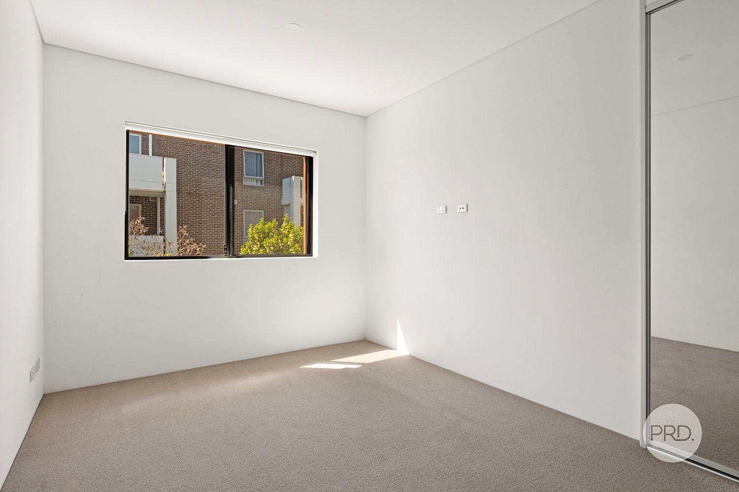 11/71-75 Lawrence Street PEAKHURST 4