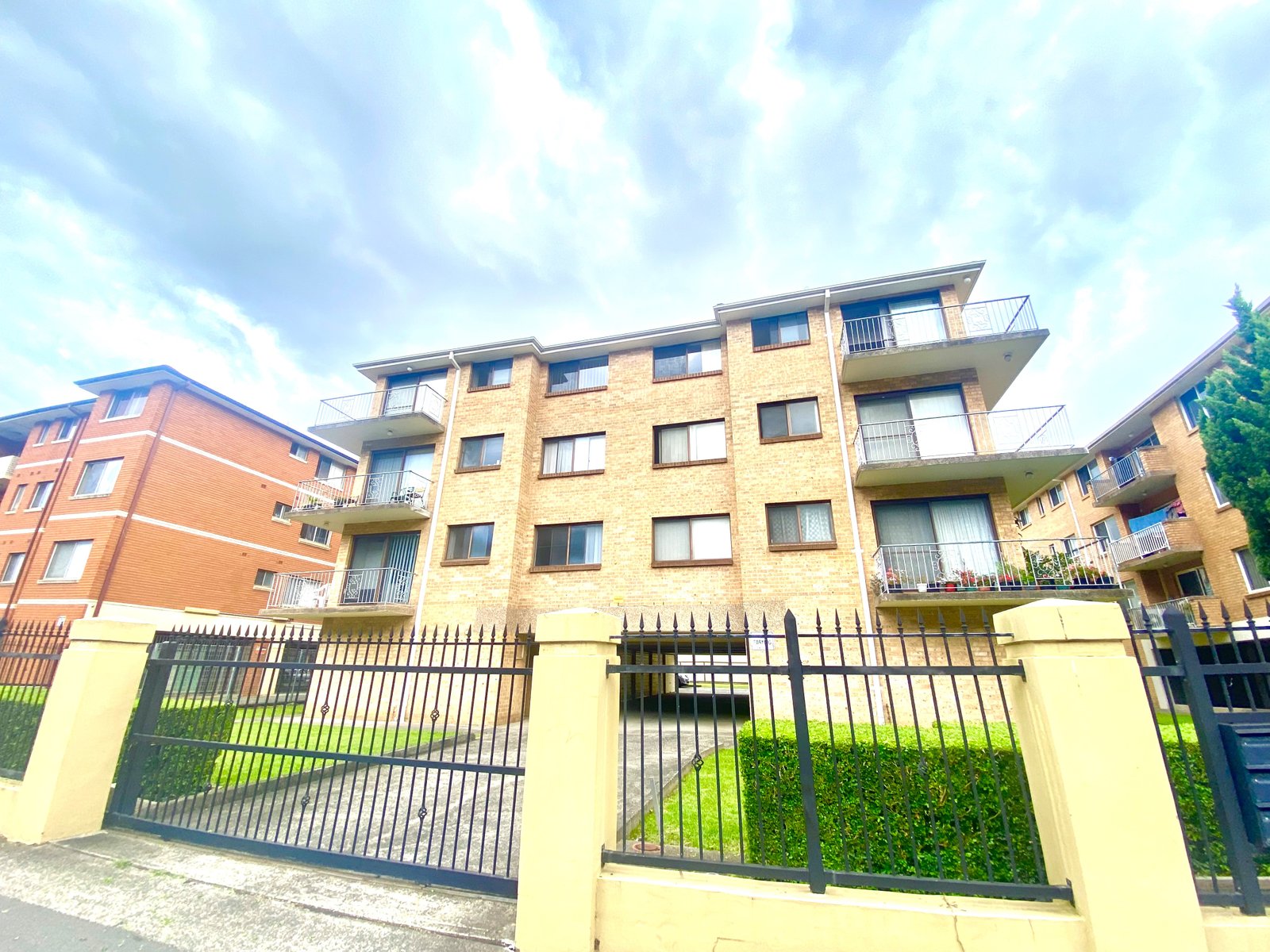 11/71 Goulburn Street LIVERPOOL 1