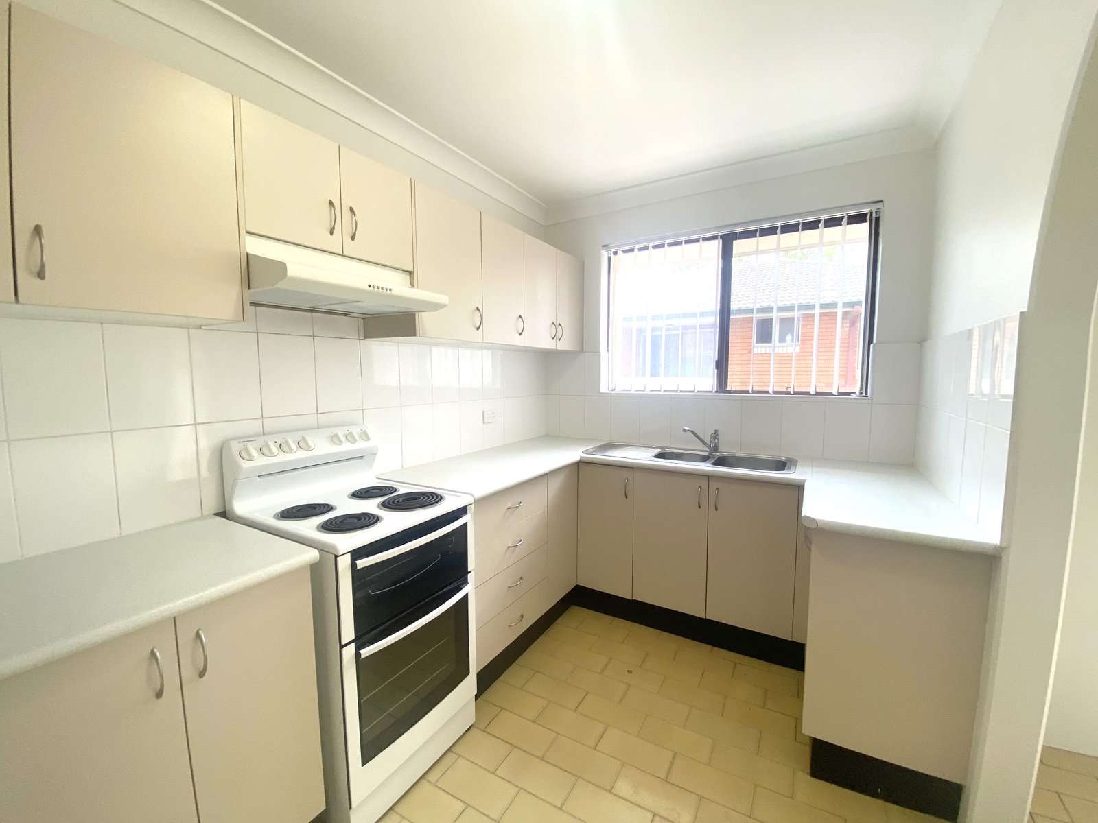 11/71 Goulburn Street LIVERPOOL 4