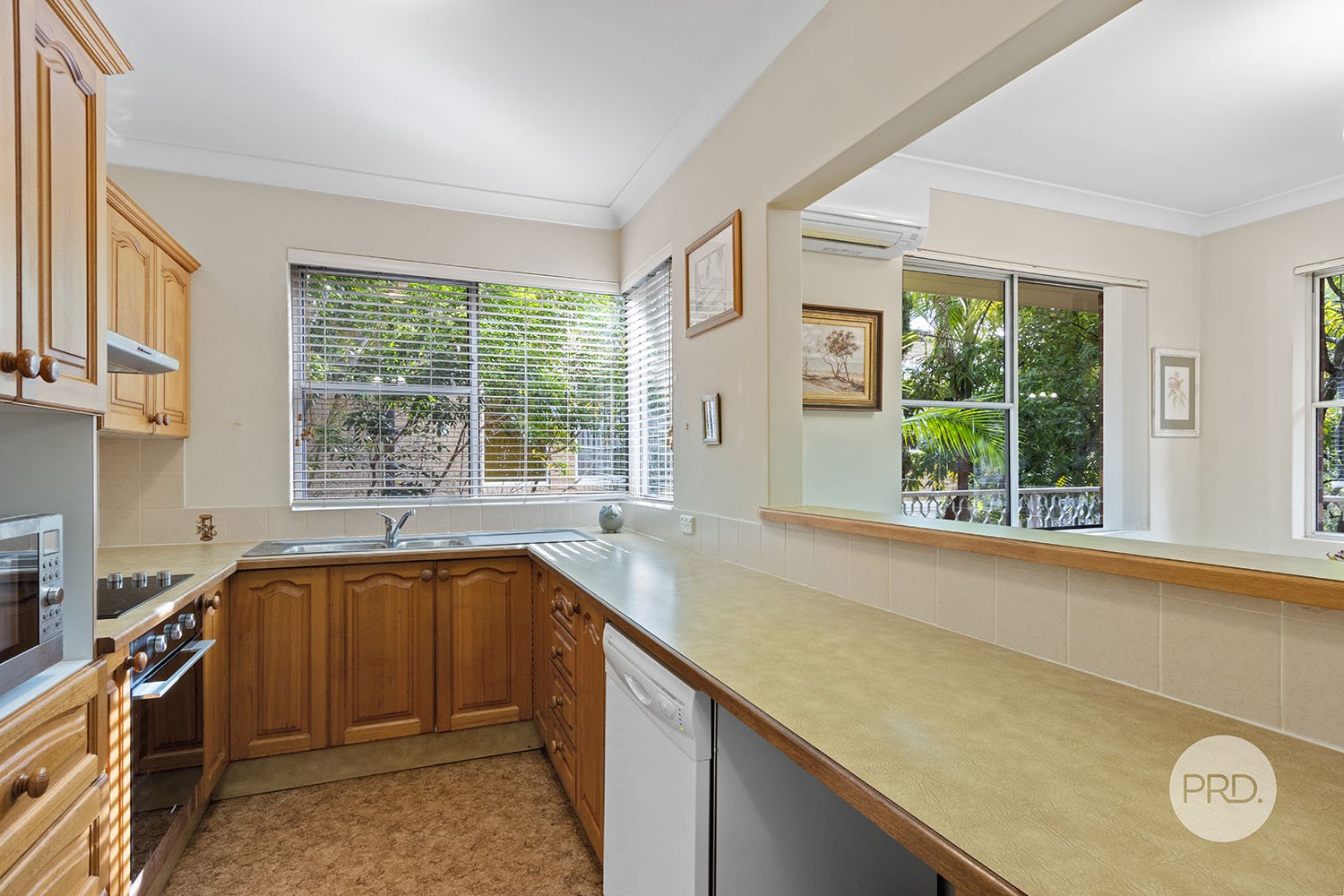 1/171 Russell Avenue DOLLS POINT 3