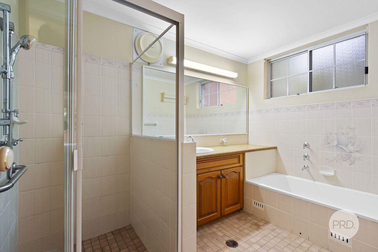 1/171 Russell Avenue DOLLS POINT 8