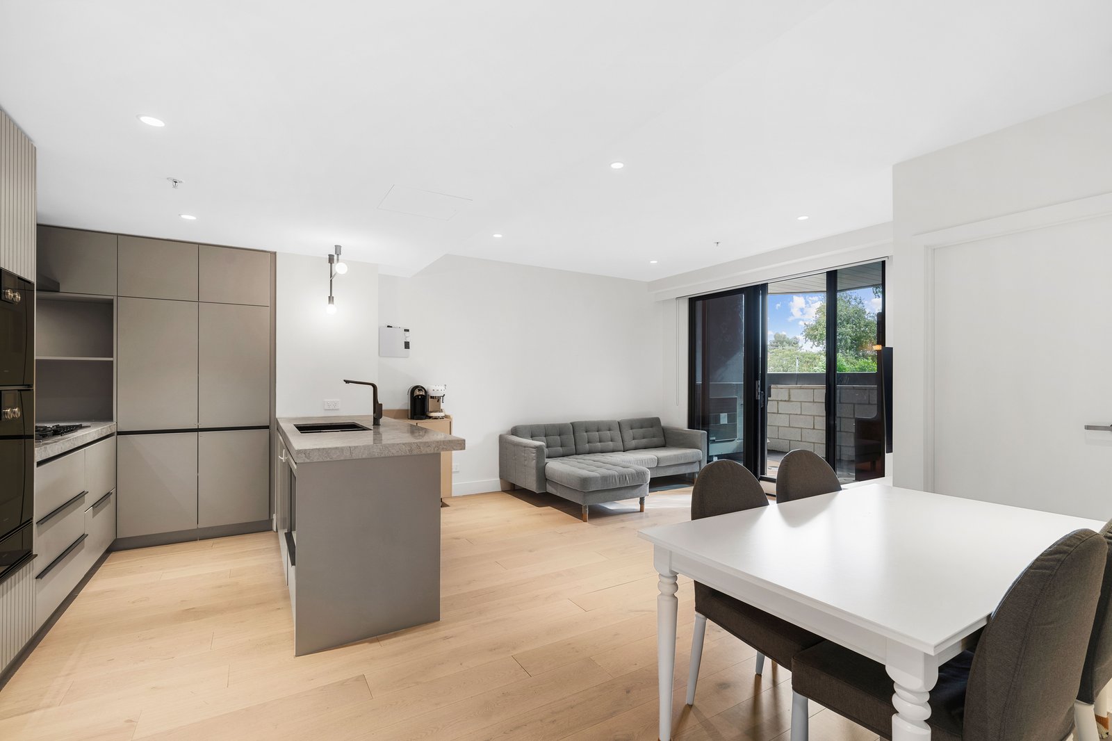 Gallery: 11/710 Burwood Road